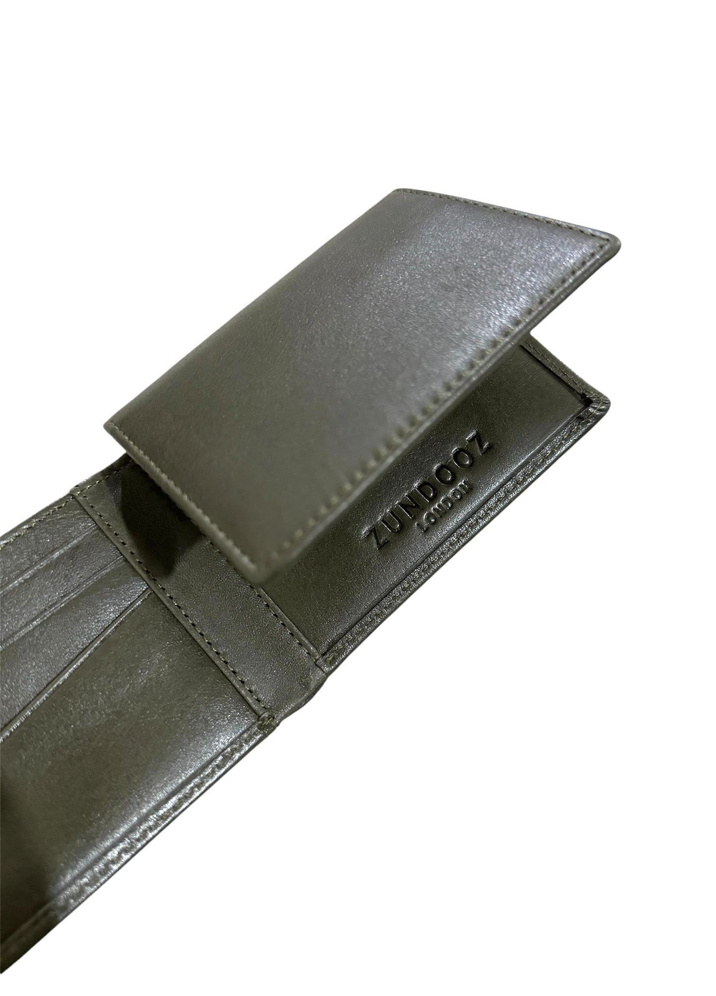 ZUNDOOZ London Men's PocketFit Leather Tri-Fold Wallet